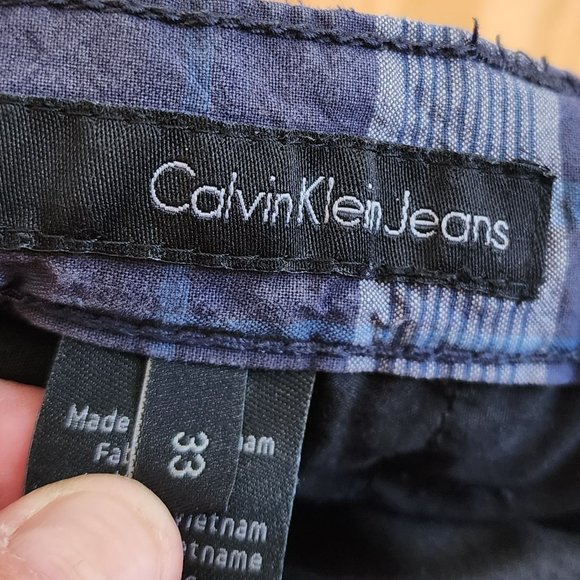 Calvin Klein Jeans Blue/Cream Plaid Flat Front Shorts Size 34 - Picture 7 of 11